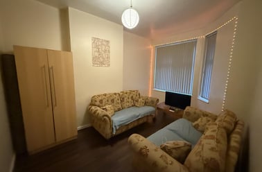 Hamilton Road, Longsight, Manchester - Image 3